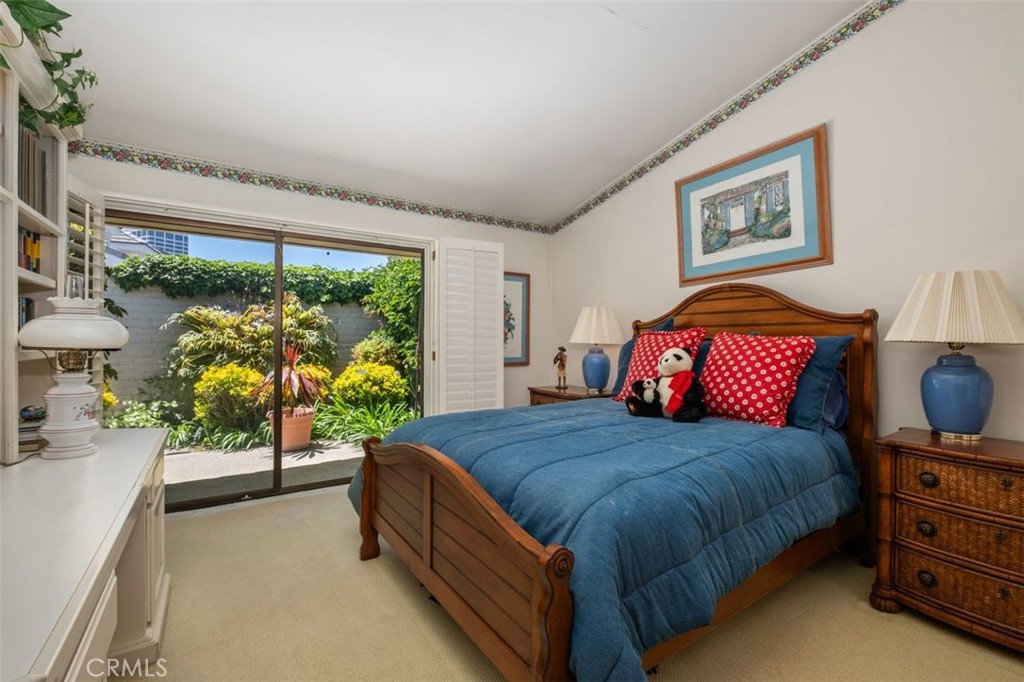 Newport Beach, California, 92660, United States, 7 Bedrooms Bedrooms, ,5 BathroomsBathrooms,Residential,For Sale,1939646