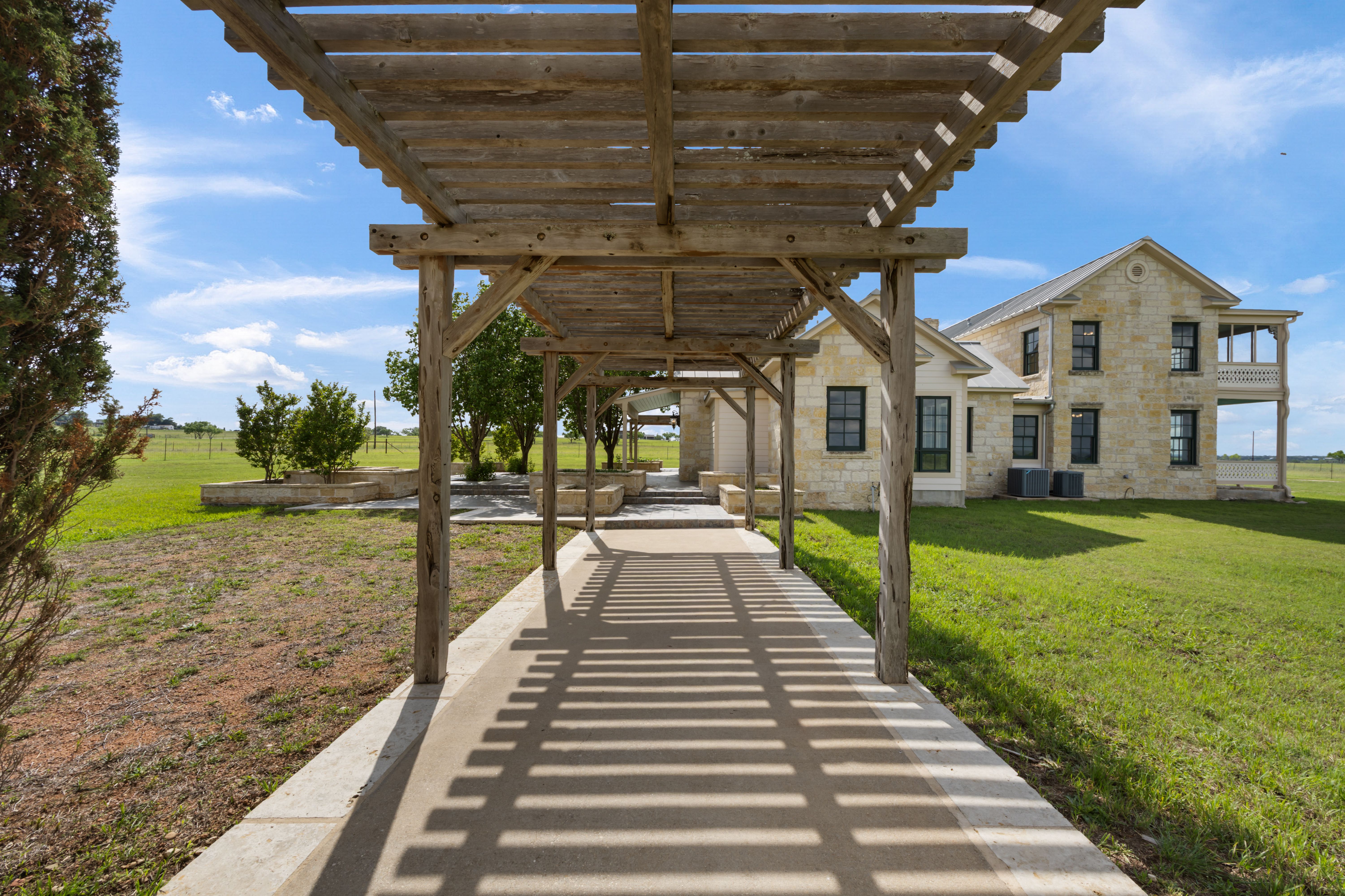  466 German Lane, Fredericksburg, TX 78624 - 物件實景