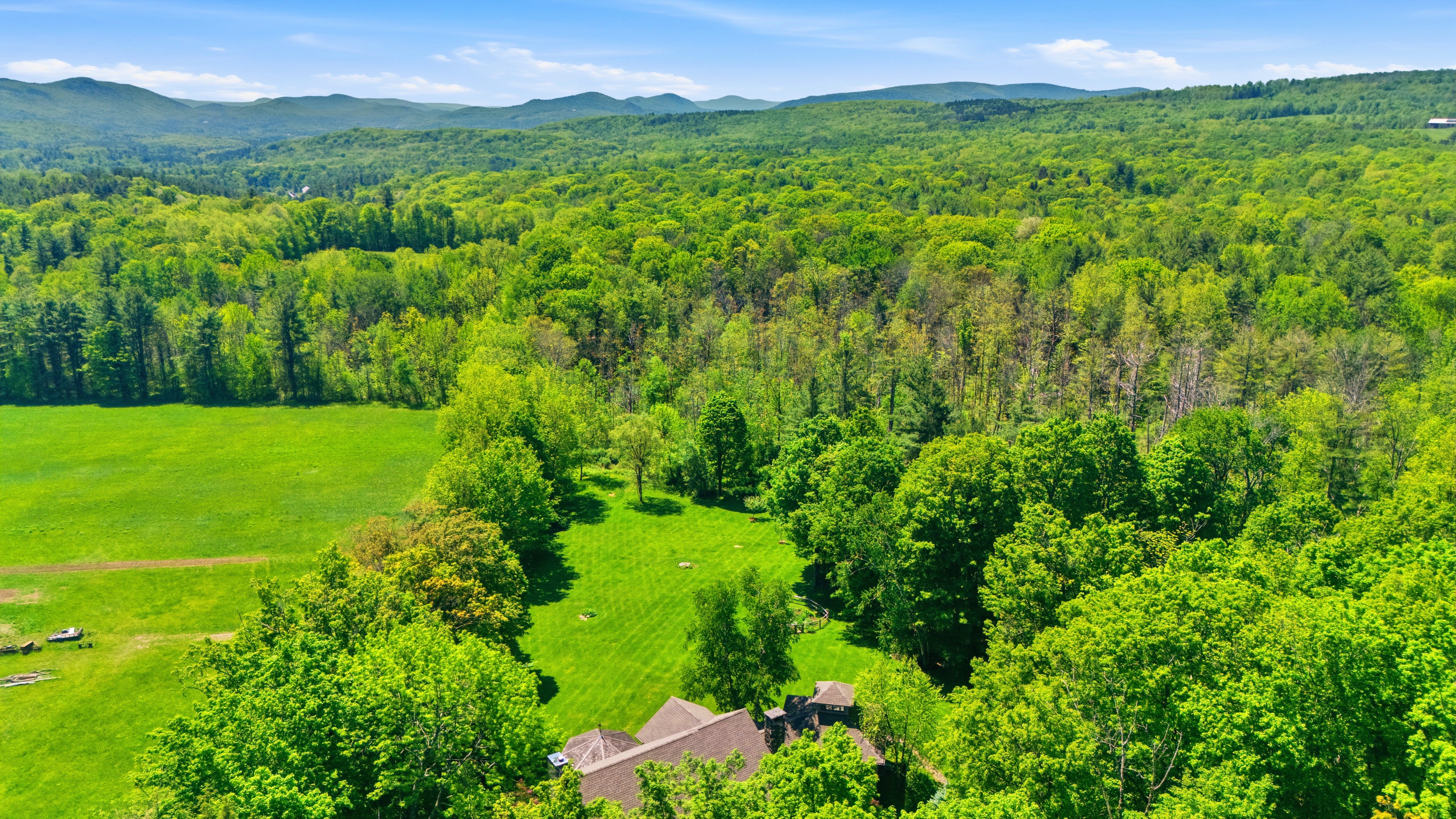  Charming and Spacious Country Retreat Just 15 Minutes from Tanglewood - 物件實景