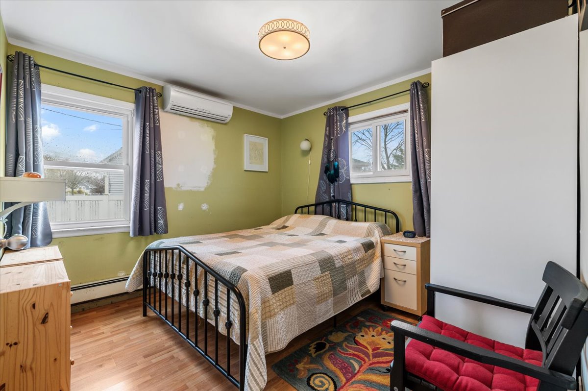 Massapequa, New York, 11758, United States, 5 Bedrooms Bedrooms, ,2 BathroomsBathrooms,Residential,For Sale,1930623
