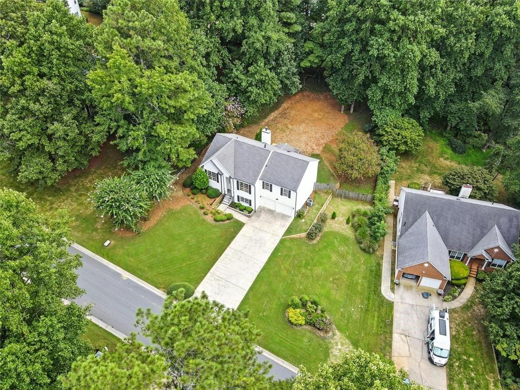 Cumming, Georgia, 30040, United States, 4 Bedrooms Bedrooms, ,3 BathroomsBathrooms,Residential,For Sale,1925510