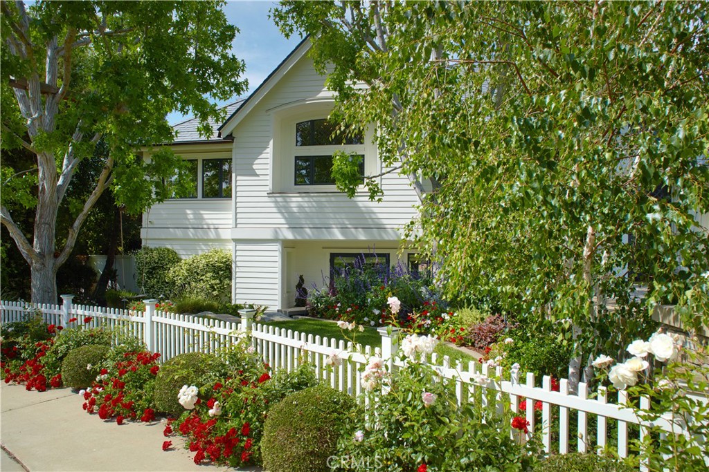 Newport Beach, California, 92660, United States, 5 Bedrooms Bedrooms, ,7 BathroomsBathrooms,Residential,For Sale,1847350