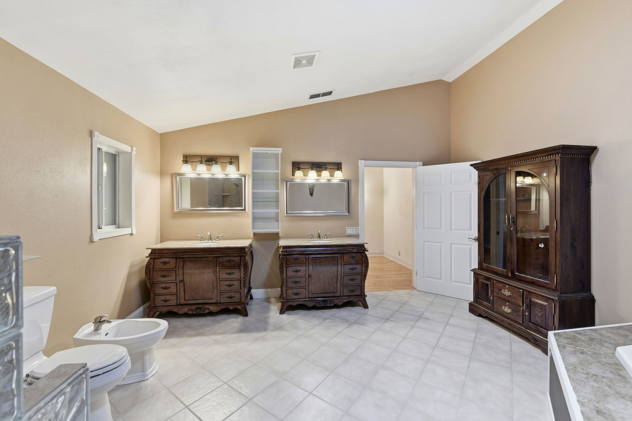  4411 Park Green Court, Sacramento, CA 95821 - 物件實景