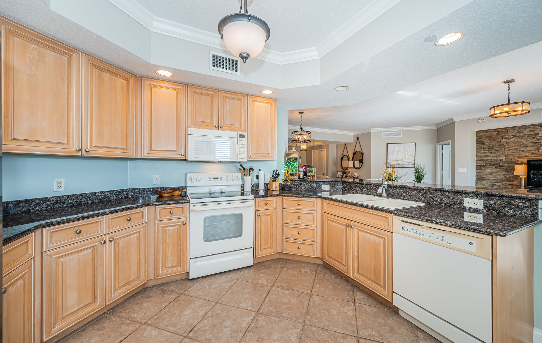 Clearwater, Florida, 33767, United States, 3 Bedrooms Bedrooms, ,2 BathroomsBathrooms,Residential,For Sale,2005273