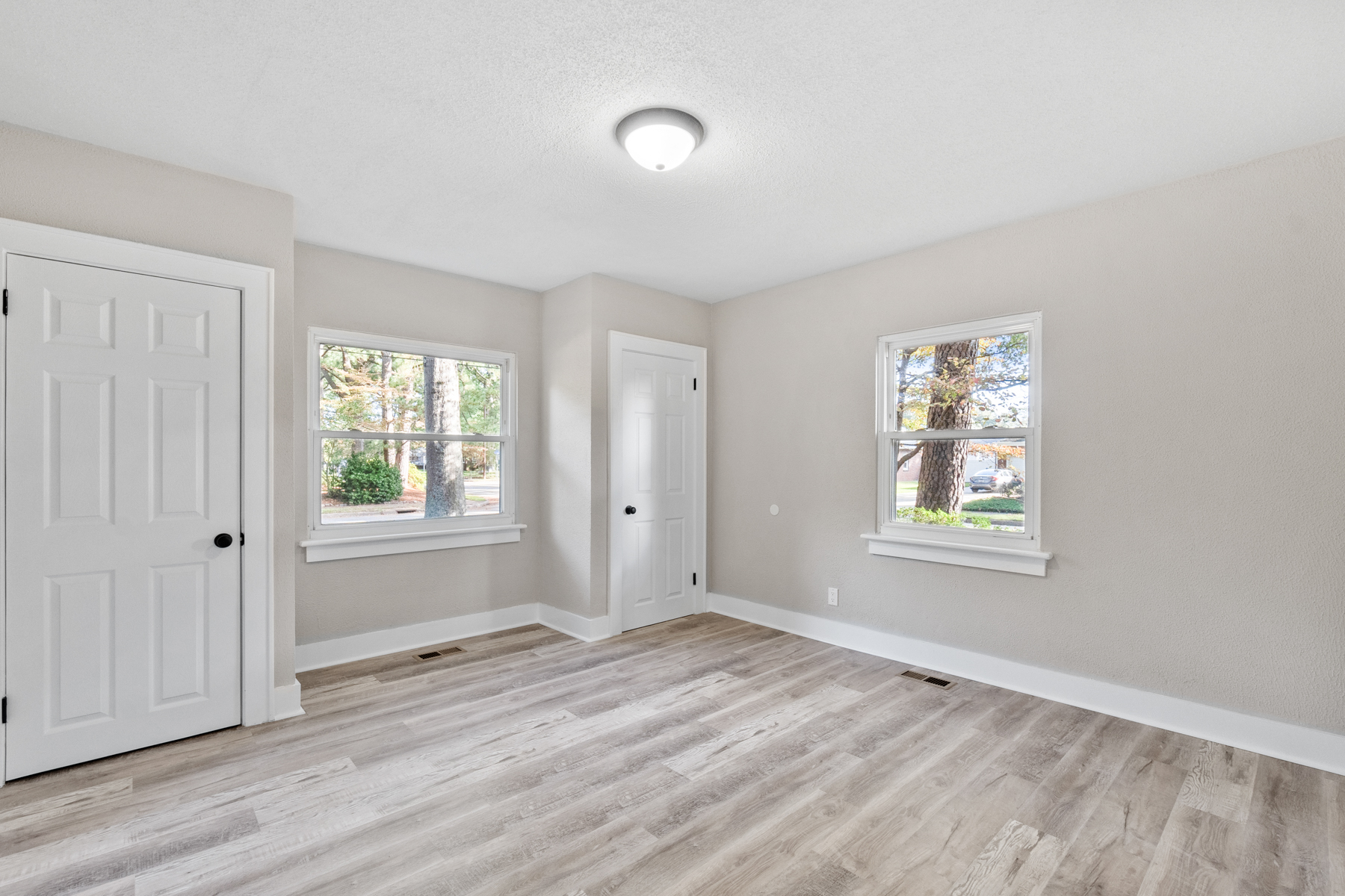  1555 Crane Avenue, Norfolk, VA, 23518 - 物件實景