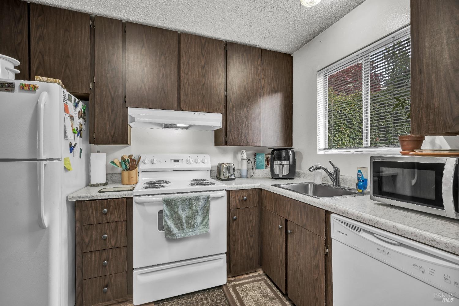 Cotati, California, 94931, United States, ,Residential,For Sale,1792859