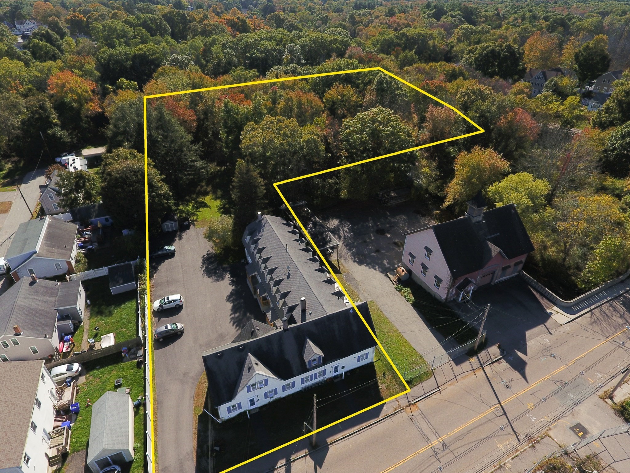 Taunton, Massachusetts, 02780, United States, 12 Bedrooms Bedrooms, ,5 BathroomsBathrooms,Residential,For Sale,1975385