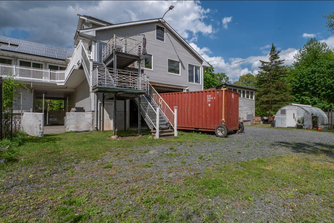 1215 - Old Bridge, New Jersey, 08857, United States, 4 Bedrooms Bedrooms, ,4 BathroomsBathrooms,Residential,For Sale,1810573