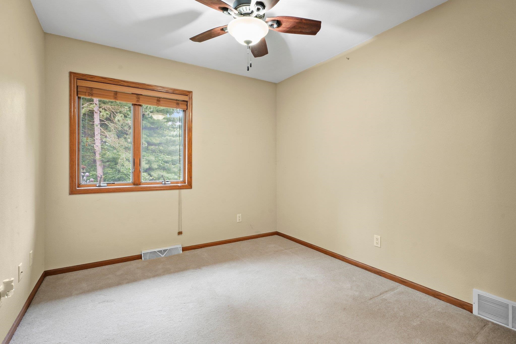 Spring Green, Wisconsin, 53588, United States, 4 Bedrooms Bedrooms, ,3 BathroomsBathrooms,Residential,For Sale,1930492