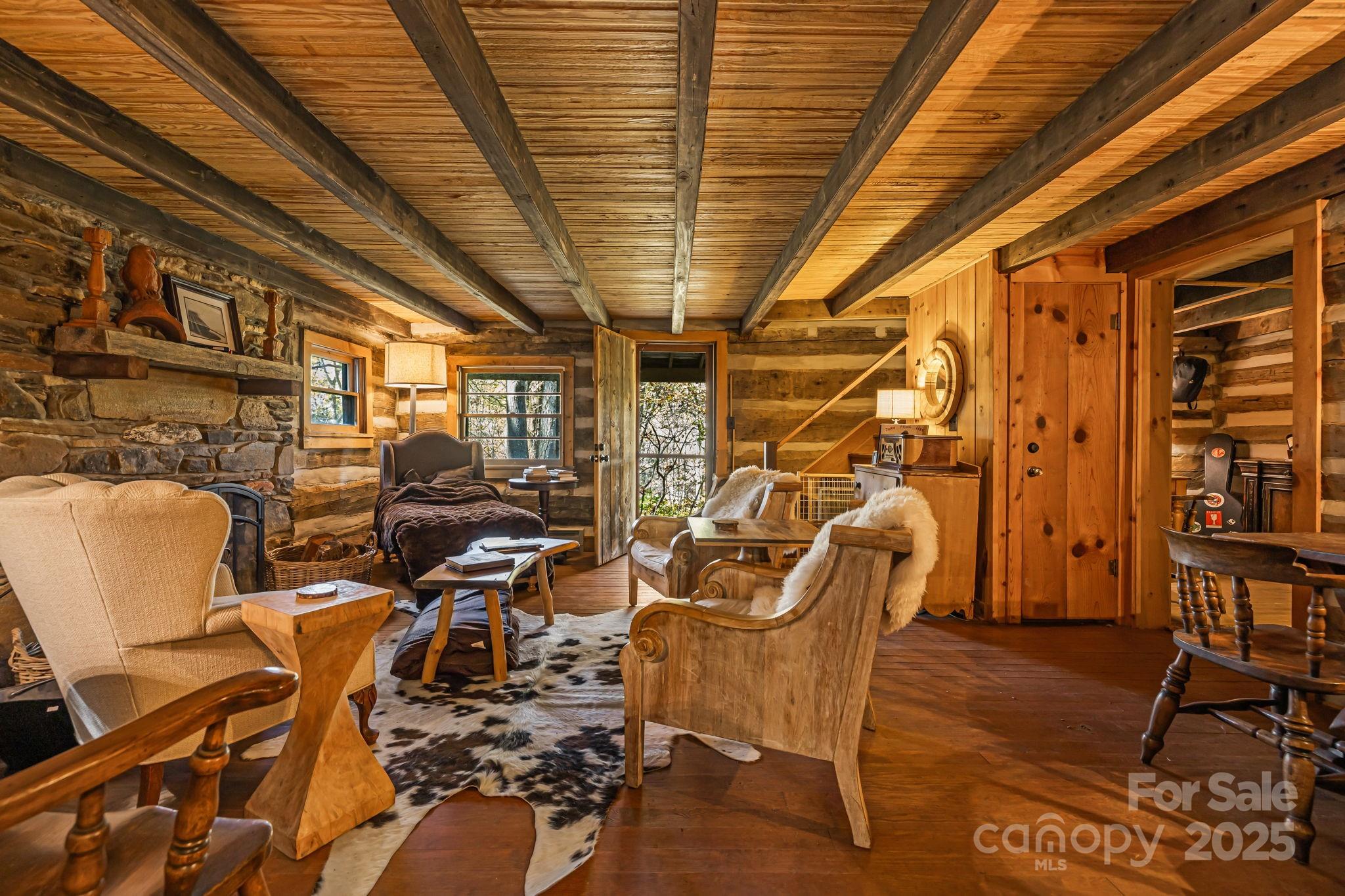 Burnsville, North Carolina, 28714, United States, 3 Bedrooms Bedrooms, ,2 BathroomsBathrooms,Residential,For Sale,1967012