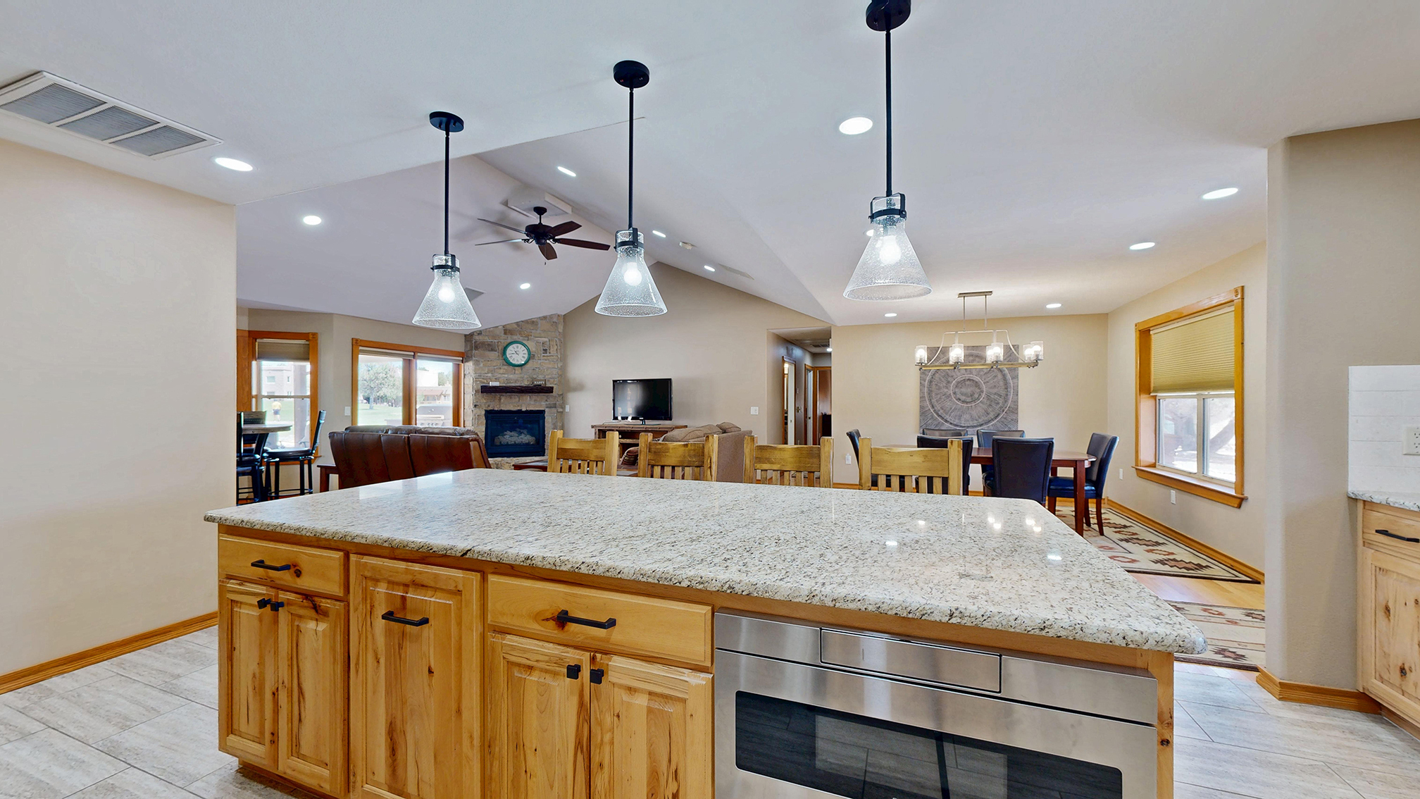 Alto, New Mexico, 88312, United States, 3 Bedrooms Bedrooms, ,2 BathroomsBathrooms,Residential,For Sale,1891048