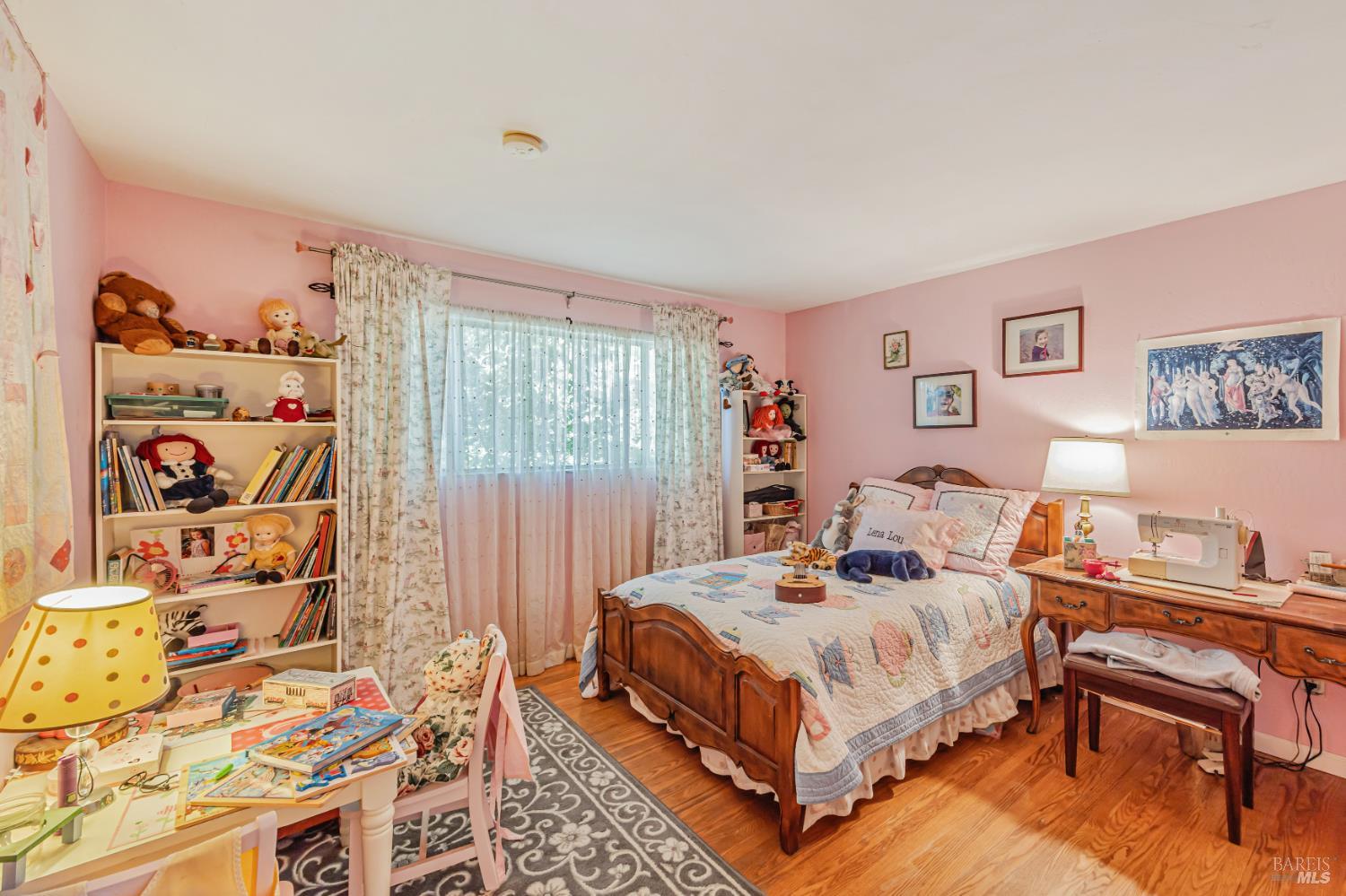 Sebastopol, California, 95472, United States, 3 Bedrooms Bedrooms, ,3 BathroomsBathrooms,Residential,For Sale,1993560