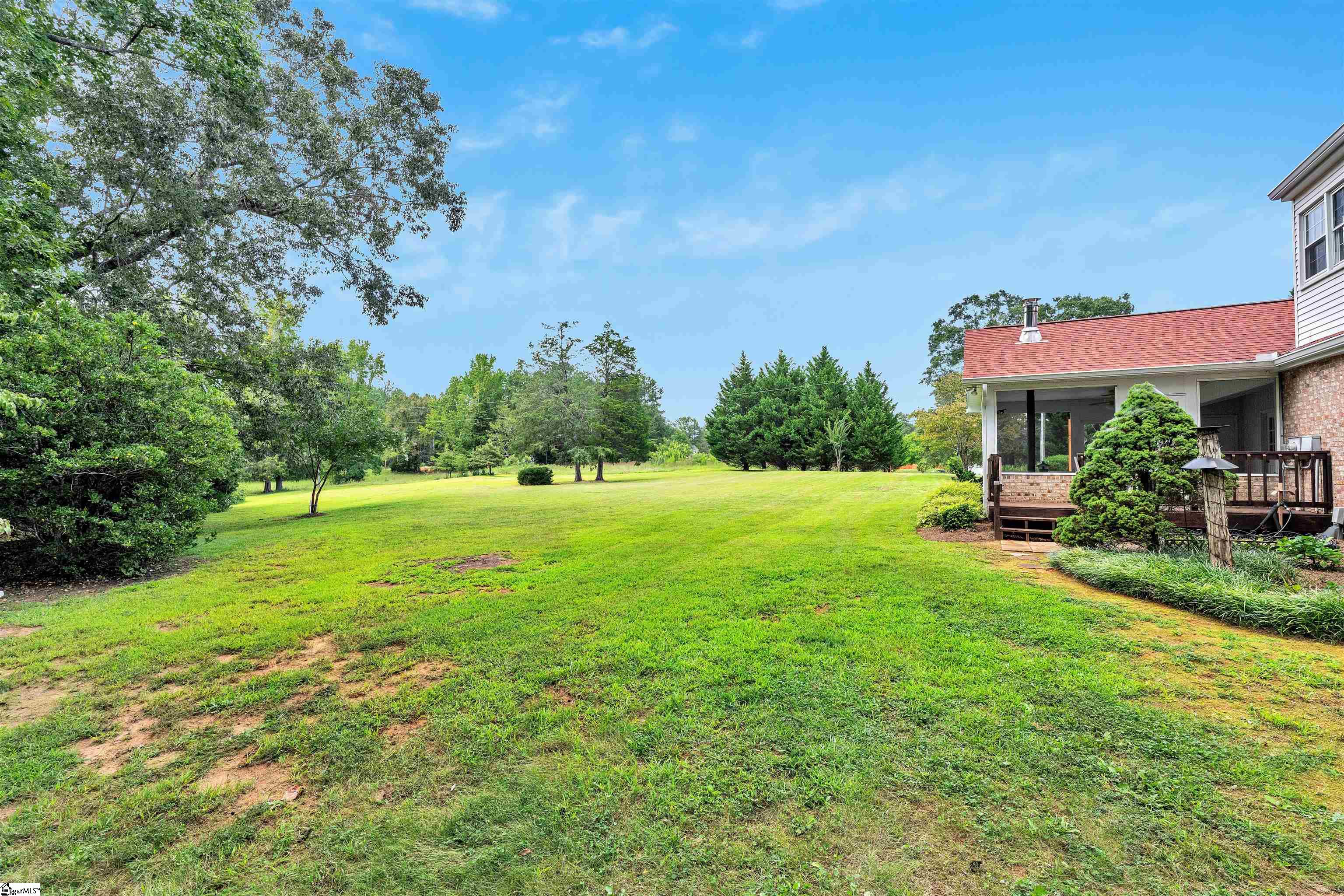 Fountain Inn, South Carolina, 29644, United States, 5 Bedrooms Bedrooms, ,4 BathroomsBathrooms,Residential,For Sale,1938942
