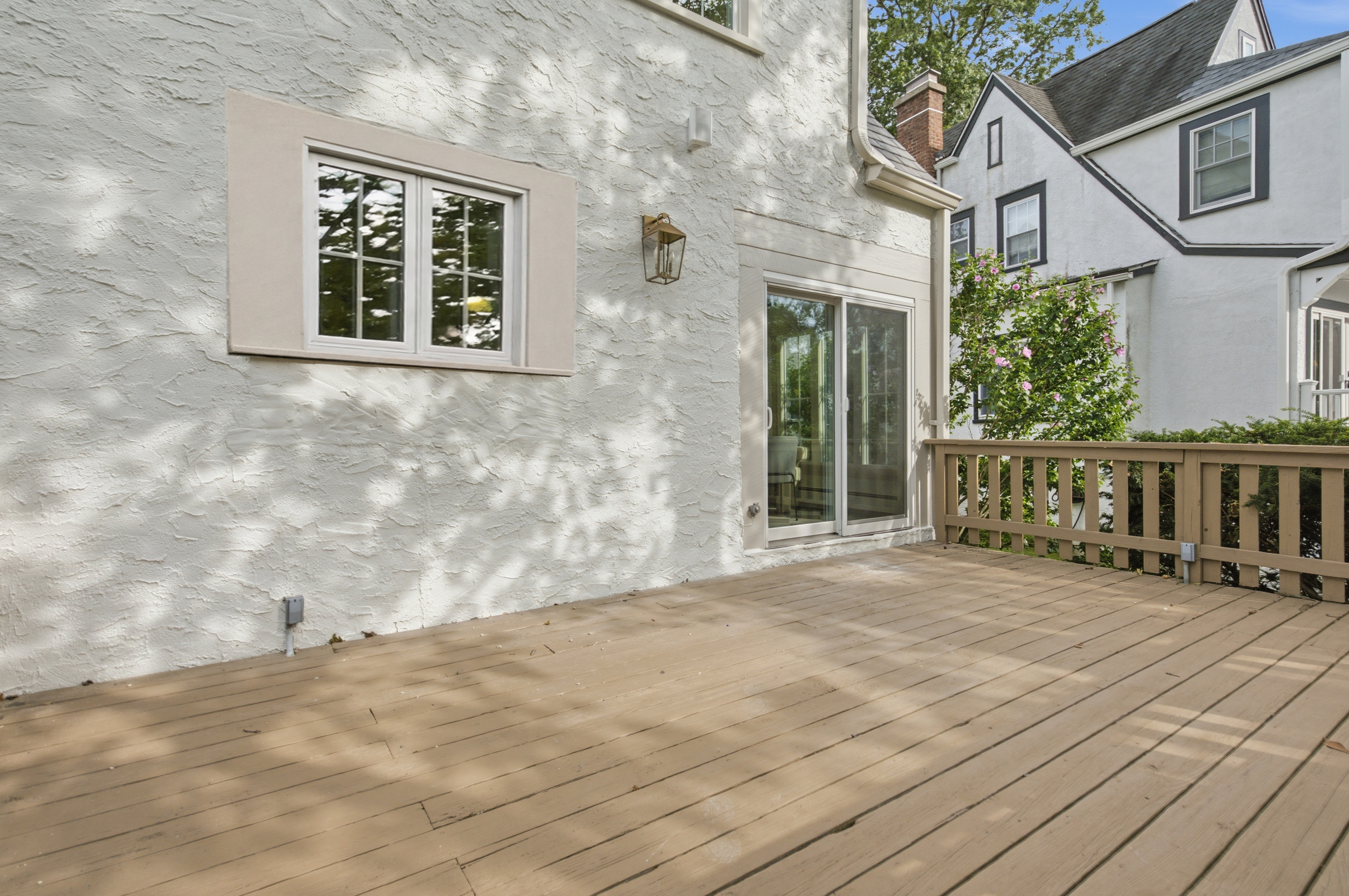  Beautifully Renovated Rye Tudor - 物件實景