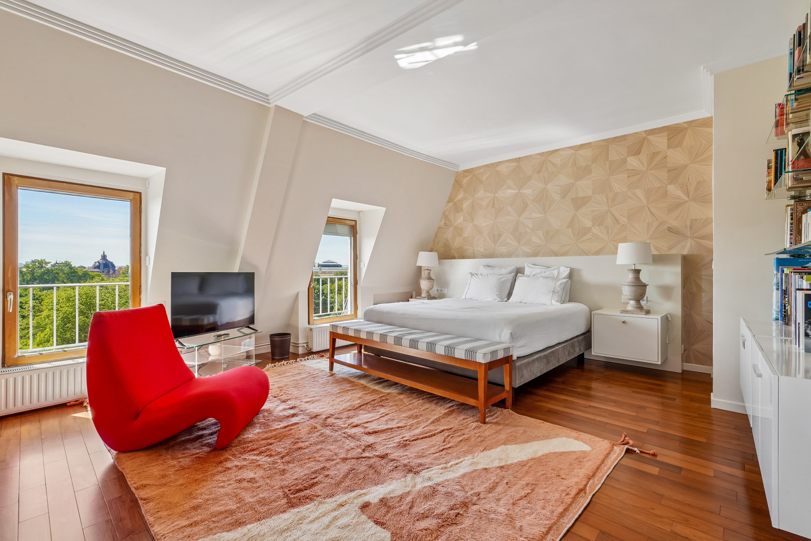  A pied-à-terre with exceptional views, just steps from the Champs-Élysées - 物件實景