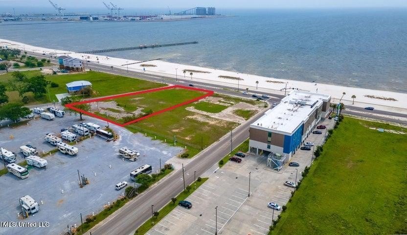 Gulfport, Mississippi, 39501, United States, ,Residential,For Sale,1920961