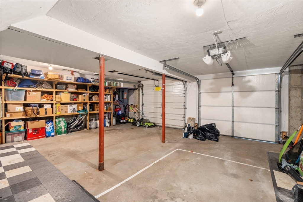Boston, Massachusetts, 02132, United States, 4 Bedrooms Bedrooms, ,3 BathroomsBathrooms,Residential,For Sale,1874129