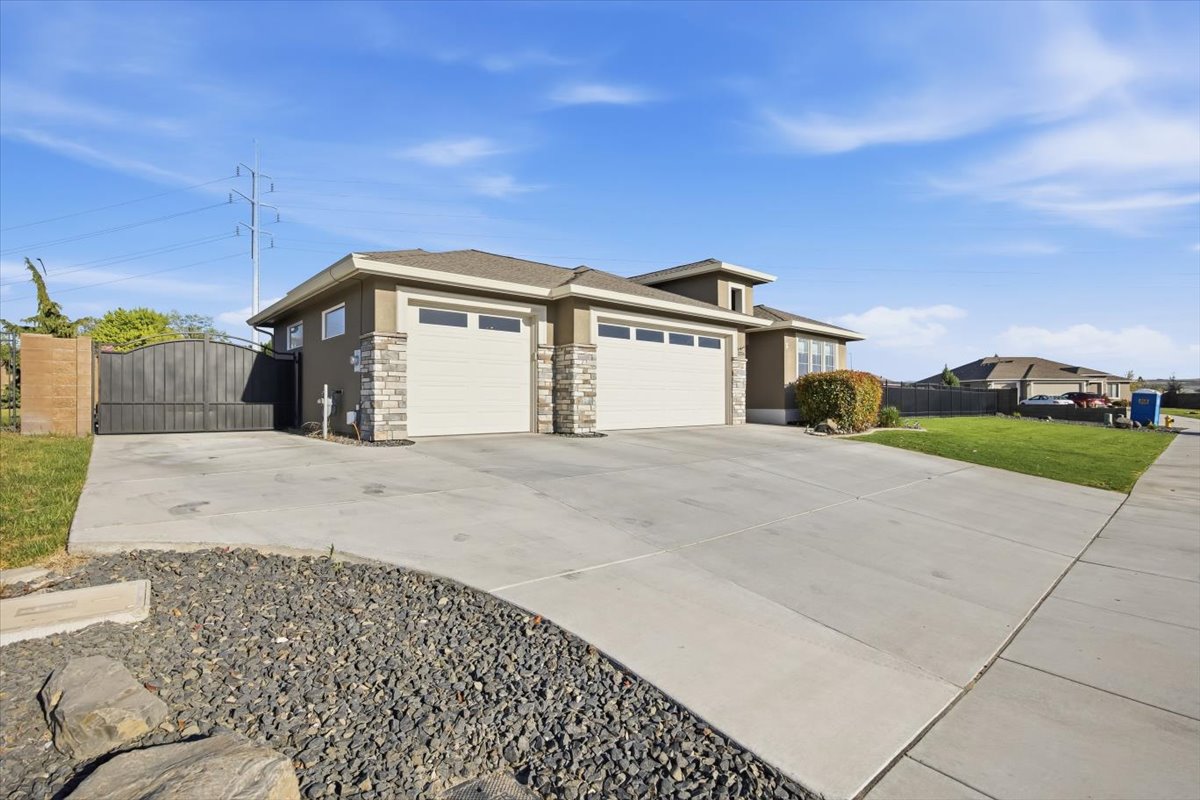 Tiger Ln, Richland, WA 99352 #1