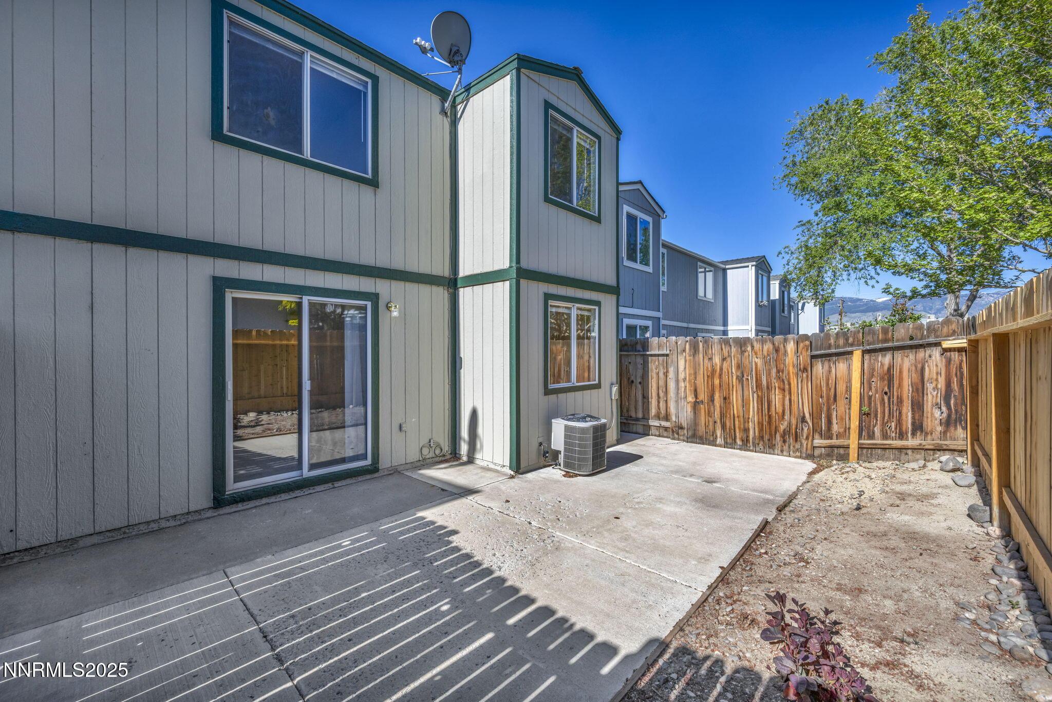 Carson City, Nevada, 89701, United States, ,Residential,For Sale,1826938
