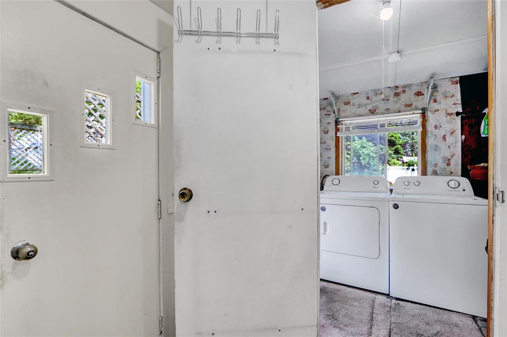 Mastic Beach, New York, 11951, United States, 5 Bedrooms Bedrooms, ,3 BathroomsBathrooms,Residential,For Sale,1974757