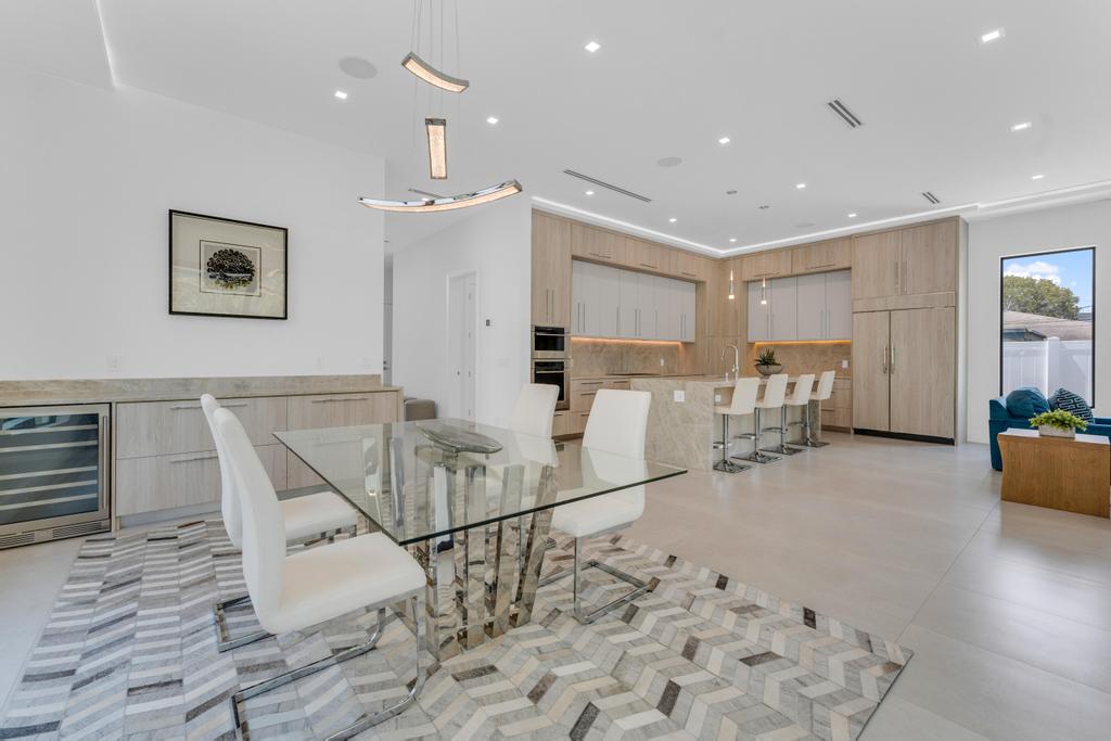 Delray Beach, Florida, 33444, United States, 4 Bedrooms Bedrooms, ,5 BathroomsBathrooms,Residential,For Sale,1974503