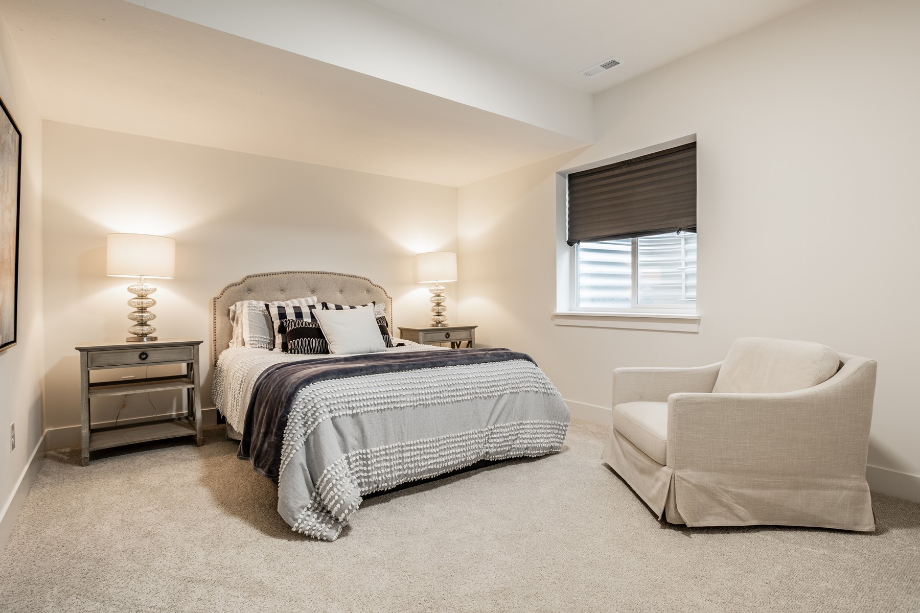  Beautifully Designed 5 Bedroom Home in Desirable Westfield Neighborhood - 物件實景