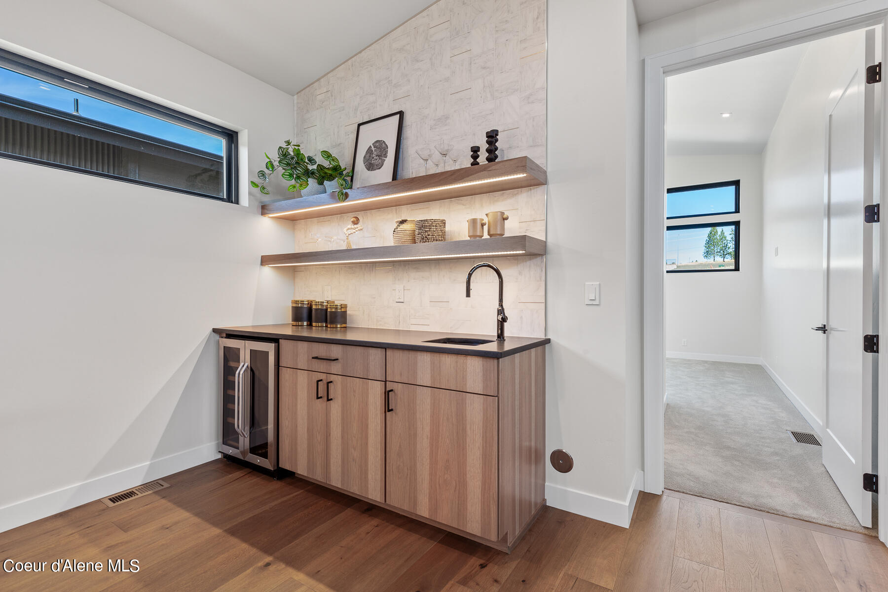 Coeur d'Alene, Idaho, 83814, United States, 3 Bedrooms Bedrooms, ,Residential,For Sale,1985771