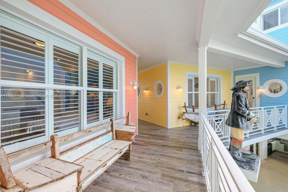 Islamorada, Florida, 33036, United States, 8 Bedrooms Bedrooms, ,10 BathroomsBathrooms,Residential,For Sale,1807381