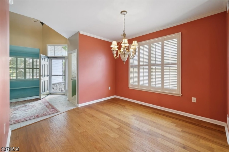 Franklin Twp., New Jersey, 08873, United States, 2 Bedrooms Bedrooms, ,3 BathroomsBathrooms,Residential,For Sale,1940389