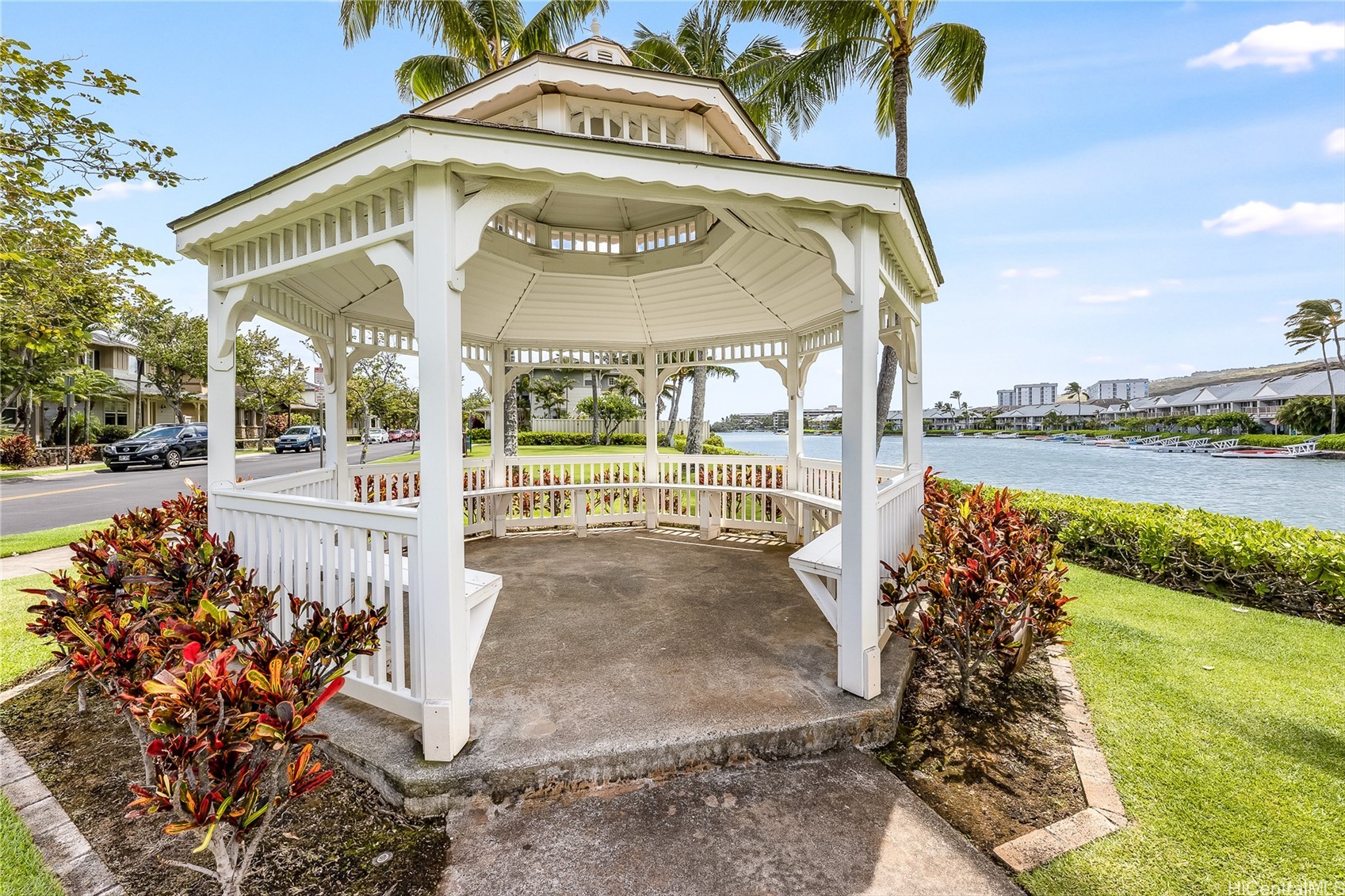 Honolulu, Hawaii, 96825, United States, 3 Bedrooms Bedrooms, ,2 BathroomsBathrooms,Residential,For Sale,1885693