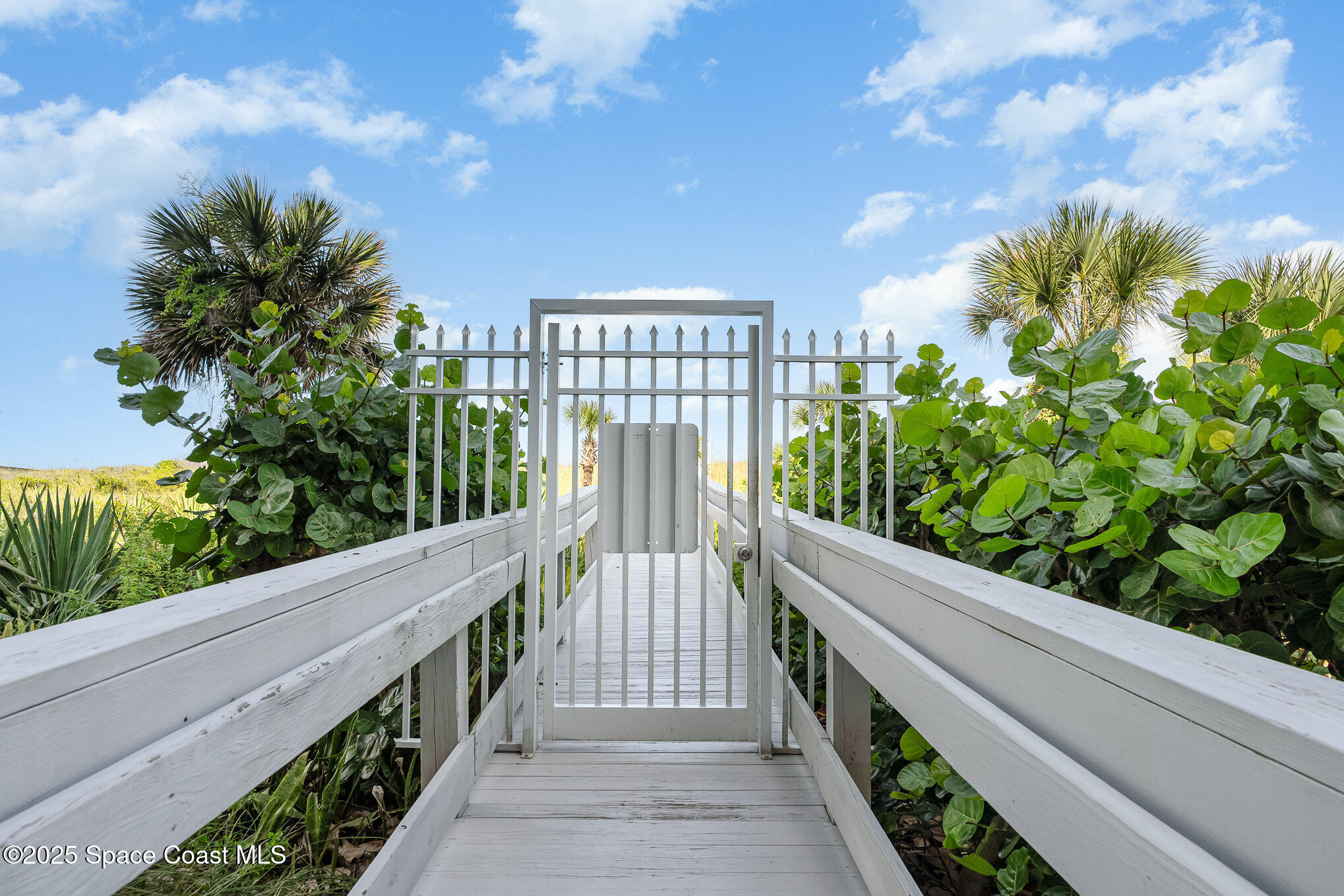 Cocoa Beach, Florida, 32931, United States, 2 Bedrooms Bedrooms, ,2 BathroomsBathrooms,Residential,For Sale,1975351