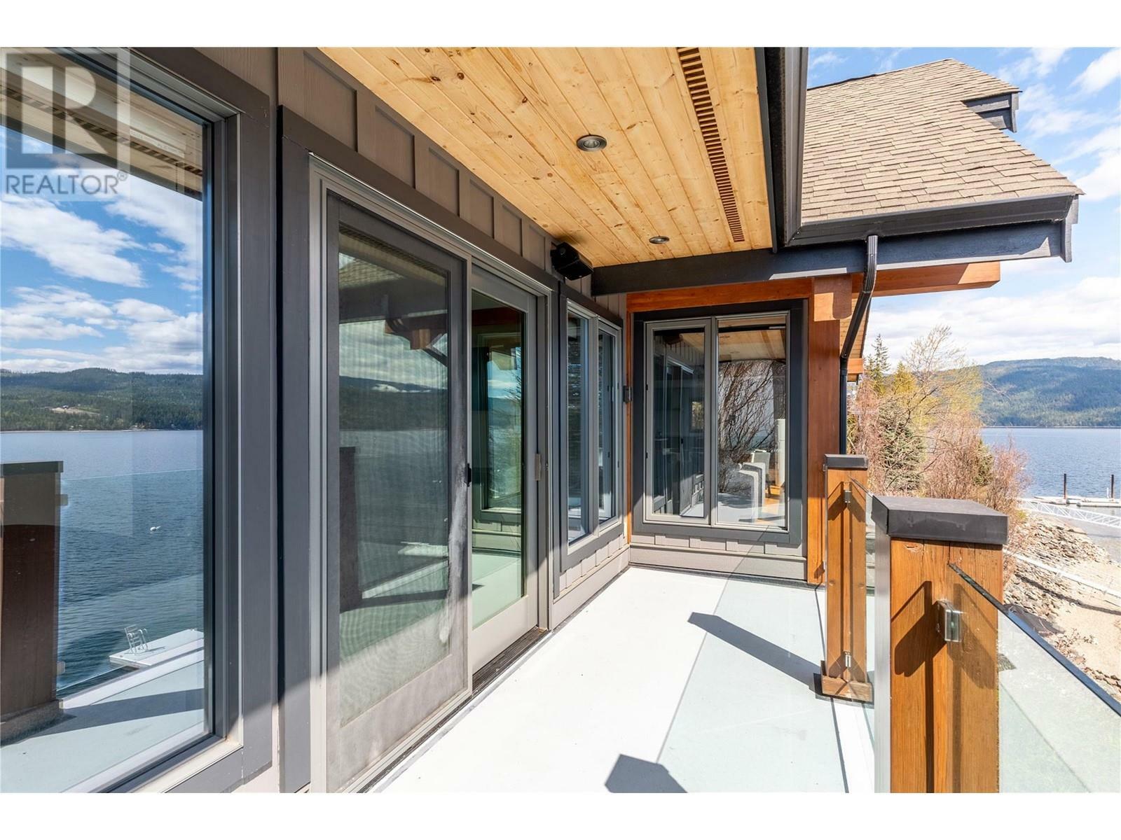ANGLEMONT, British Columbia, V0E 1M8, CA, 5 Bedrooms Bedrooms, ,4 BathroomsBathrooms,Residential,For Sale,1838745