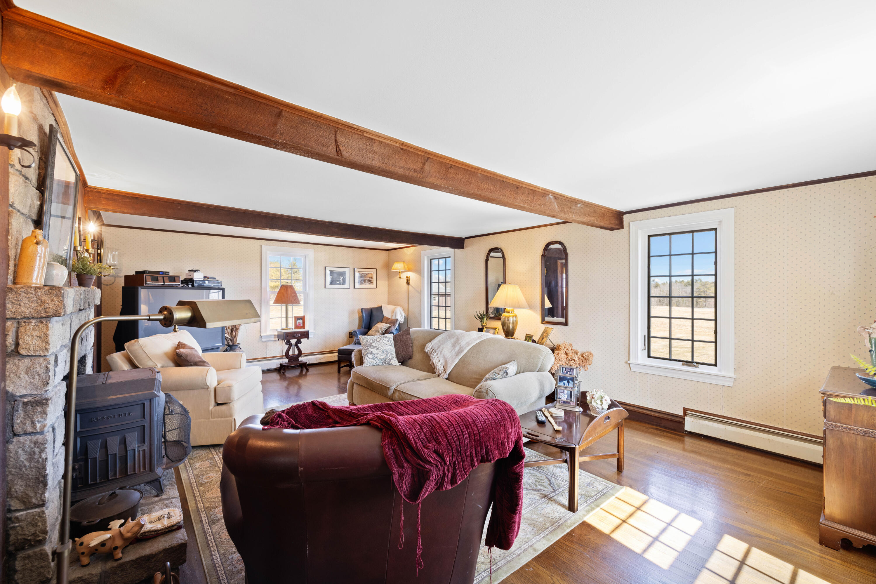 Cumberland, Maine, 04021, United States, 3 Bedrooms Bedrooms, ,2 BathroomsBathrooms,Residential,For Sale,1759704