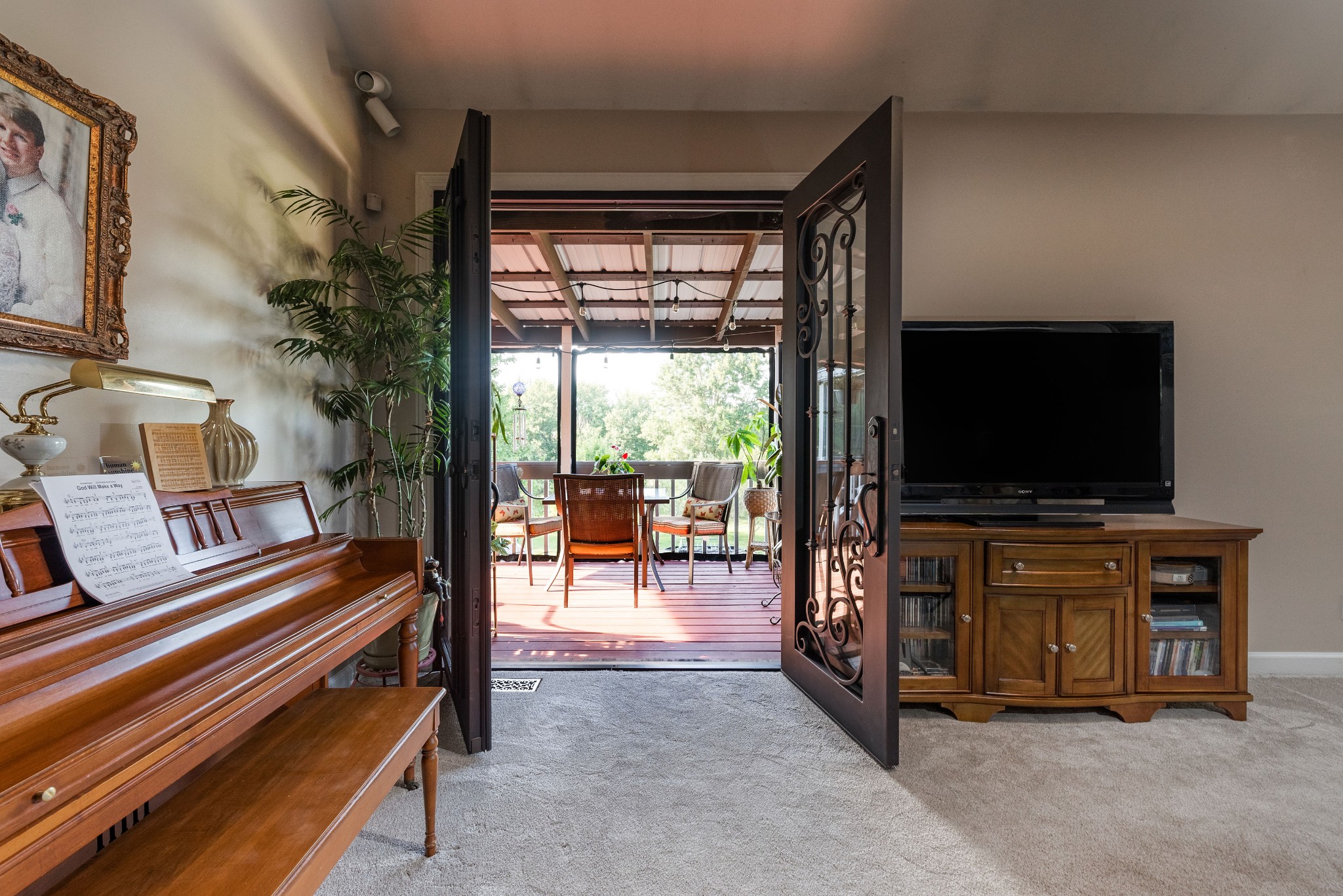 Franklin, Tennessee, 37064, United States, 4 Bedrooms Bedrooms, ,3 BathroomsBathrooms,Residential,For Sale,1855995