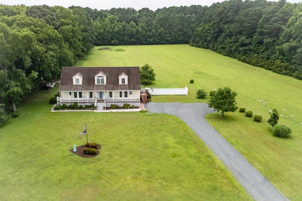 Craddockville, Virginia, 23341, United States, 4 Bedrooms Bedrooms, ,3 BathroomsBathrooms,Residential,For Sale,1891575
