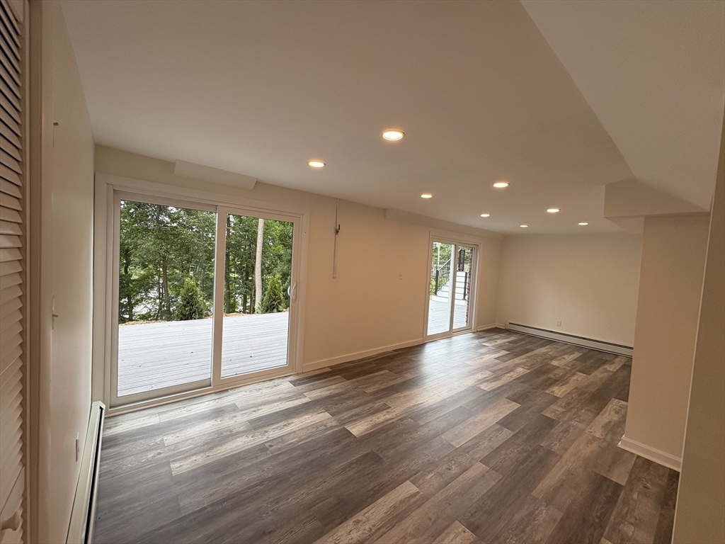 Lowell, Massachusetts, 01852, United States, 4 Bedrooms Bedrooms, ,3 BathroomsBathrooms,Residential,For Sale,1885634