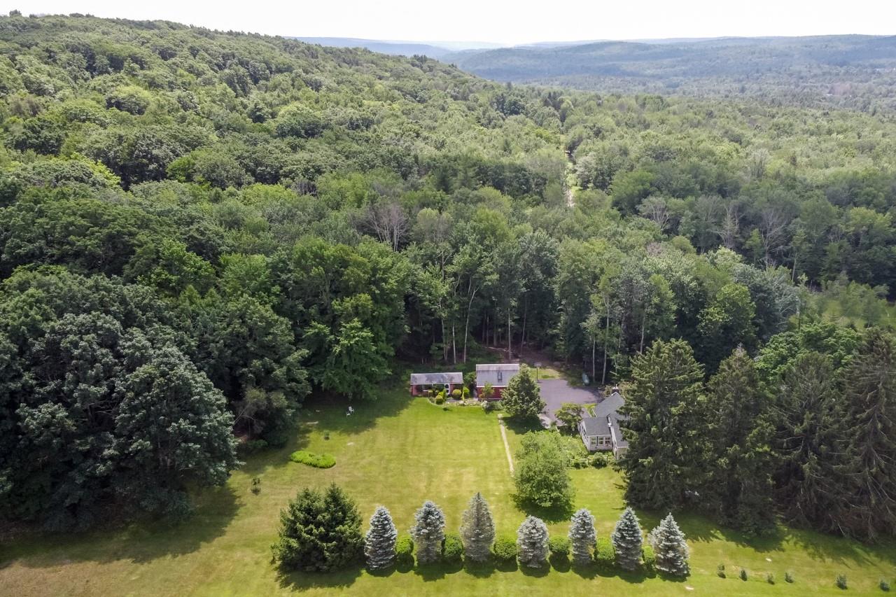 Fallsburg, New York, 12779, United States, 4 Bedrooms Bedrooms, ,2 BathroomsBathrooms,Residential,For Sale,1908547