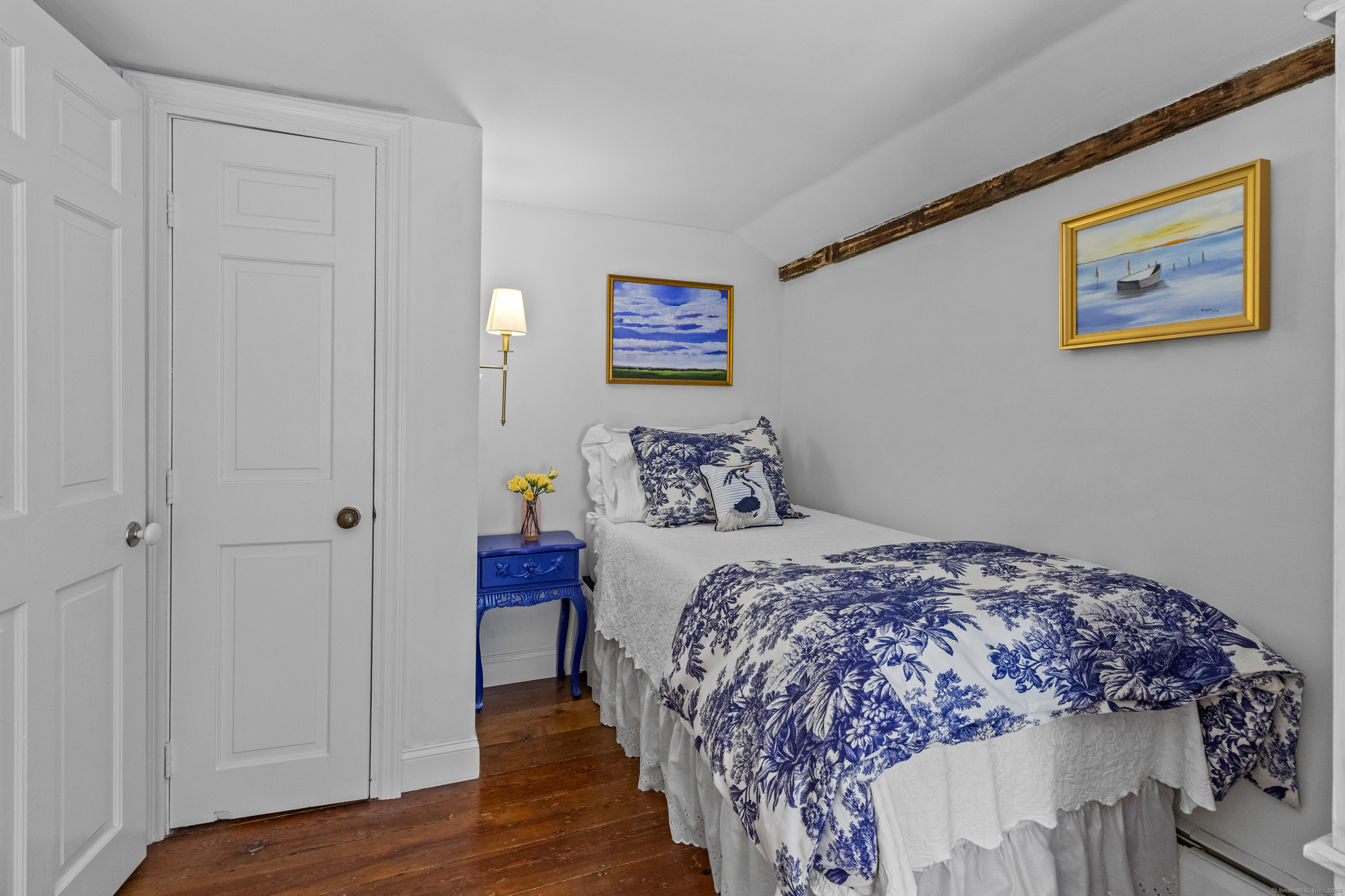 Newtown, Connecticut, 06482, United States, 3 Bedrooms Bedrooms, ,2 BathroomsBathrooms,Residential,For Sale,1828428
