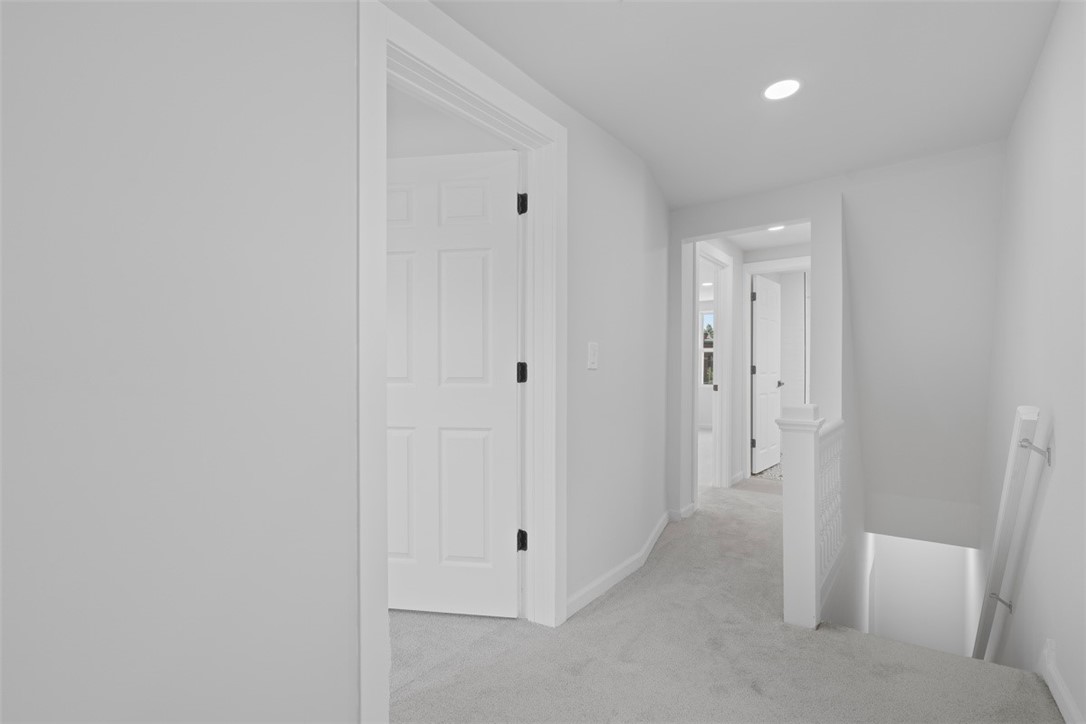 Lawrenceville, Pennsylvania, 15201, United States, 4 Bedrooms Bedrooms, ,4 BathroomsBathrooms,Residential,For Sale,1895769