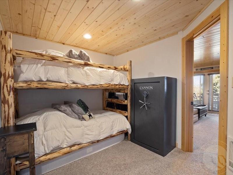 Roberts, Montana, 59070, United States, 2 Bedrooms Bedrooms, ,2 BathroomsBathrooms,Residential,For Sale,1779272