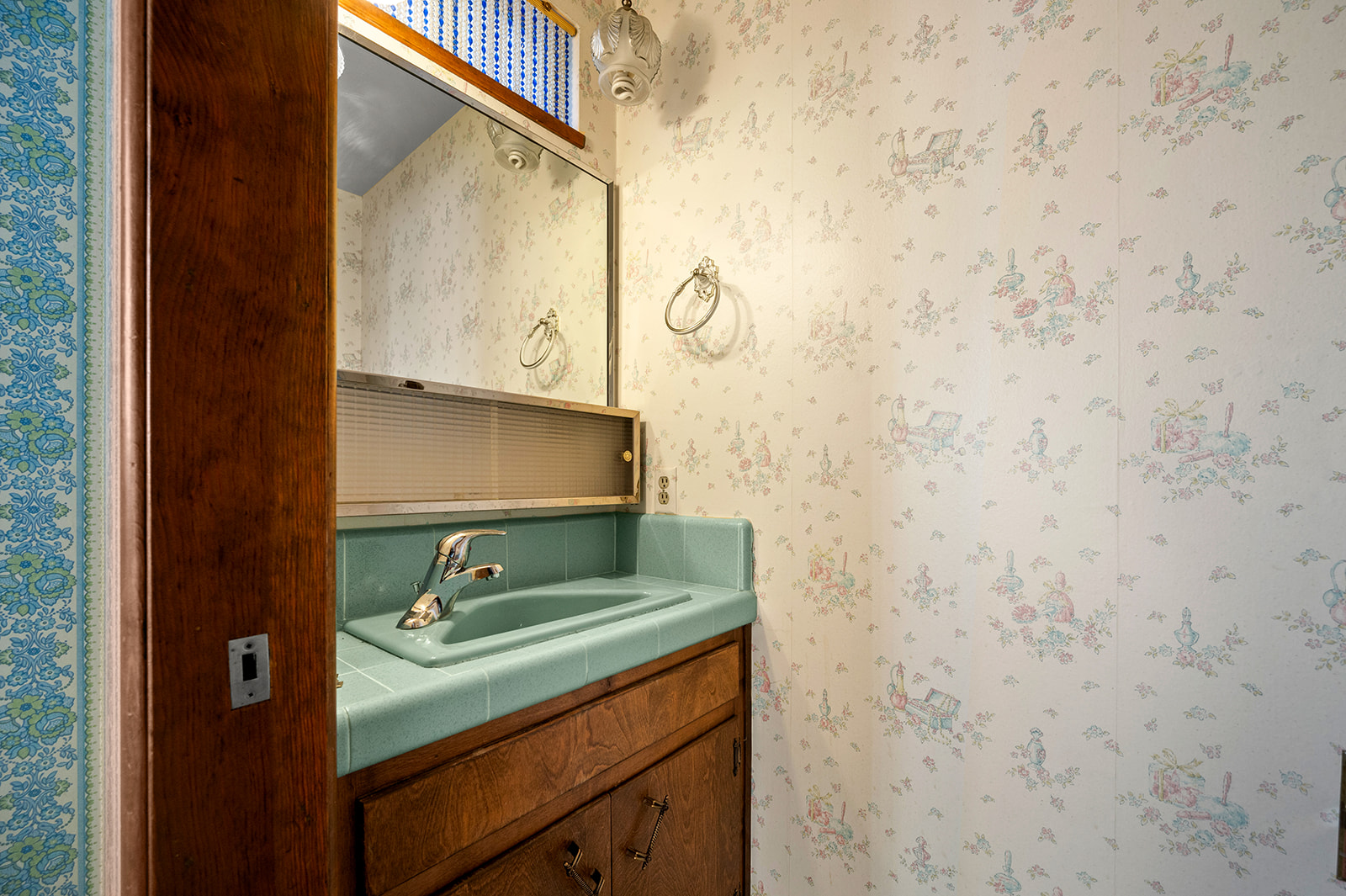 Big Bear City, California, 92314, United States, 4 Bedrooms Bedrooms, ,3 BathroomsBathrooms,Residential,For Sale,2000367