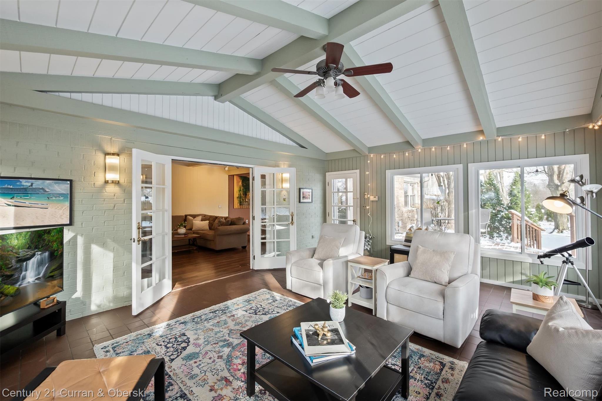 Northville, Michigan, 48167, United States, 5 Bedrooms Bedrooms, ,3 BathroomsBathrooms,Residential,For Sale,2009977