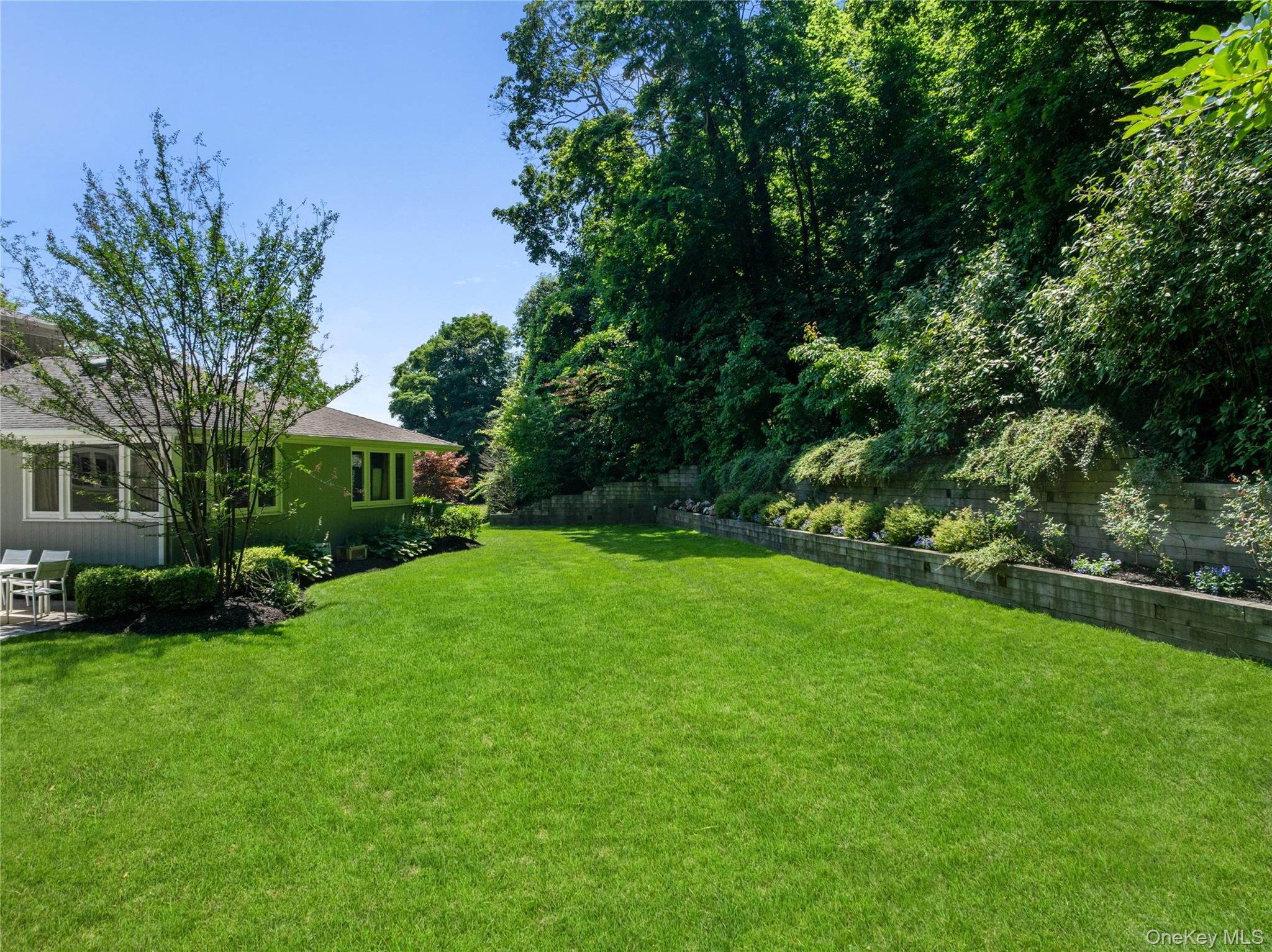  353 E Shore Road, Great Neck, NY, 11023 - 物件實景