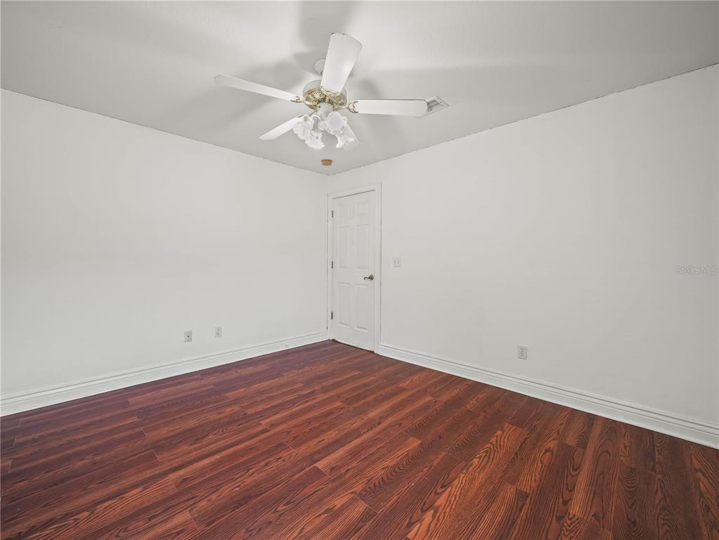 Plant City, Florida, 33566, United States, 5 Bedrooms Bedrooms, ,3 BathroomsBathrooms,Residential,For Sale,1892760