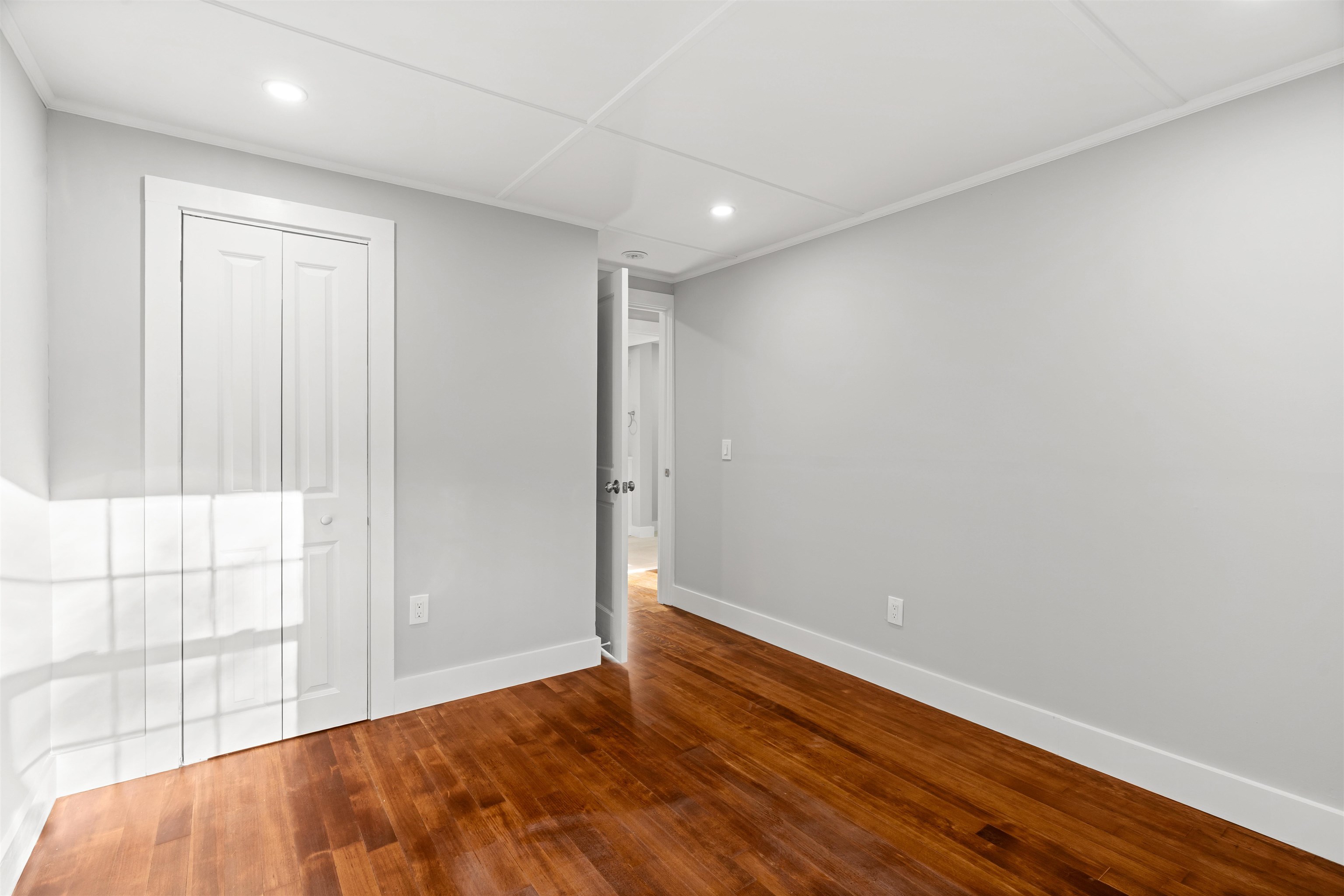 Concord, New Hampshire, 03303, United States, 4 Bedrooms Bedrooms, ,1 BathroomBathrooms,Residential,For Sale,1988375