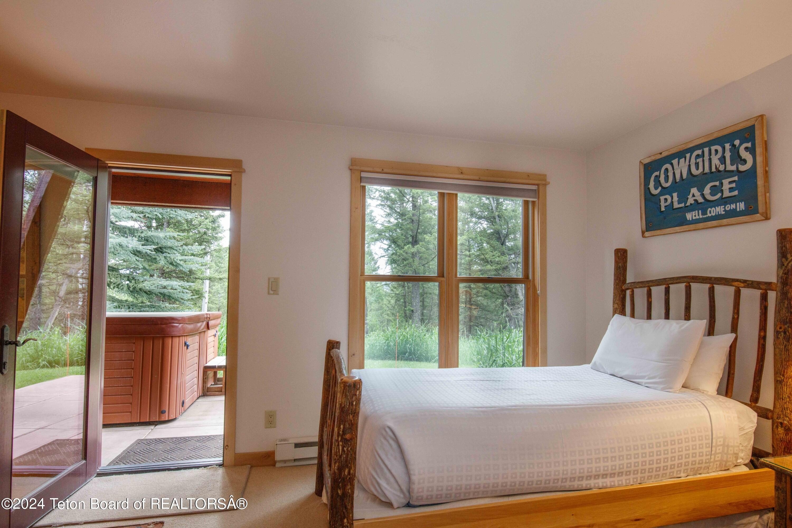 Teton Village, Wyoming, 83025, United States, 3 Bedrooms Bedrooms, ,4 BathroomsBathrooms,Residential,For Sale,1974822