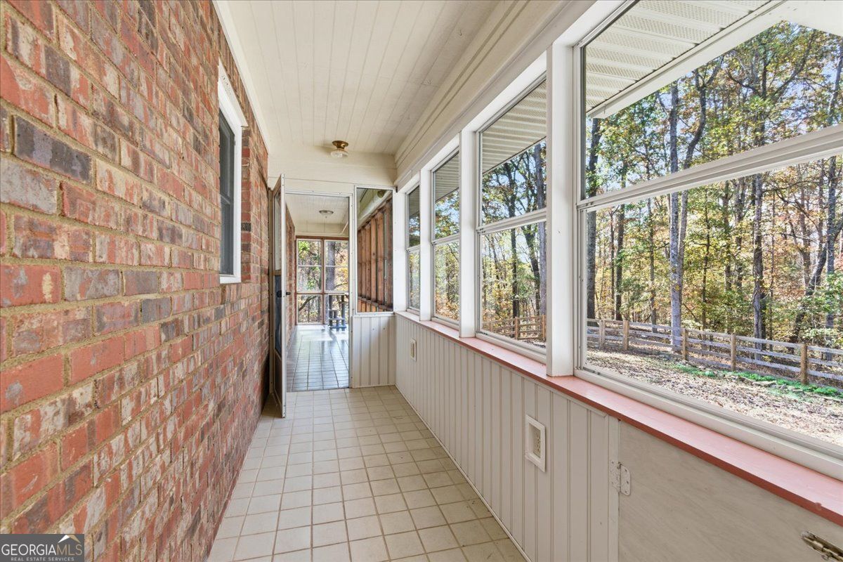 Douglasville, Georgia, 30135, United States, 5 Bedrooms Bedrooms, ,3 BathroomsBathrooms,Residential,For Sale,1988782