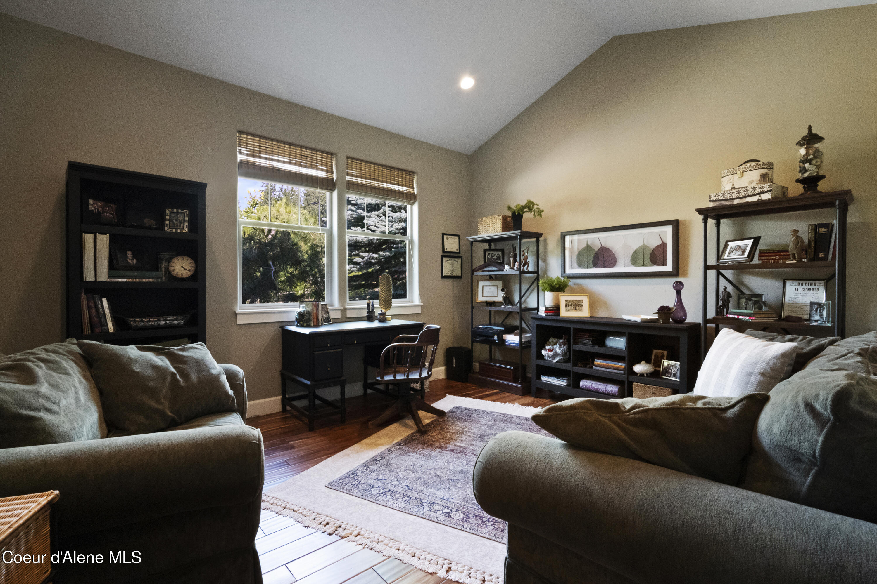 Coeur d'Alene, Idaho, 83815, United States, 5 Bedrooms Bedrooms, ,4 BathroomsBathrooms,Residential,For Sale,2048634