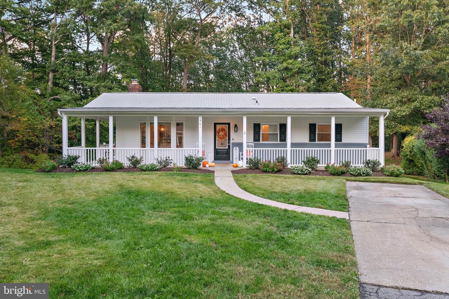 ANNAPOLIS, Maryland, 21401, United States, 4 Bedrooms Bedrooms, ,3 BathroomsBathrooms,Residential,For Sale,1988368