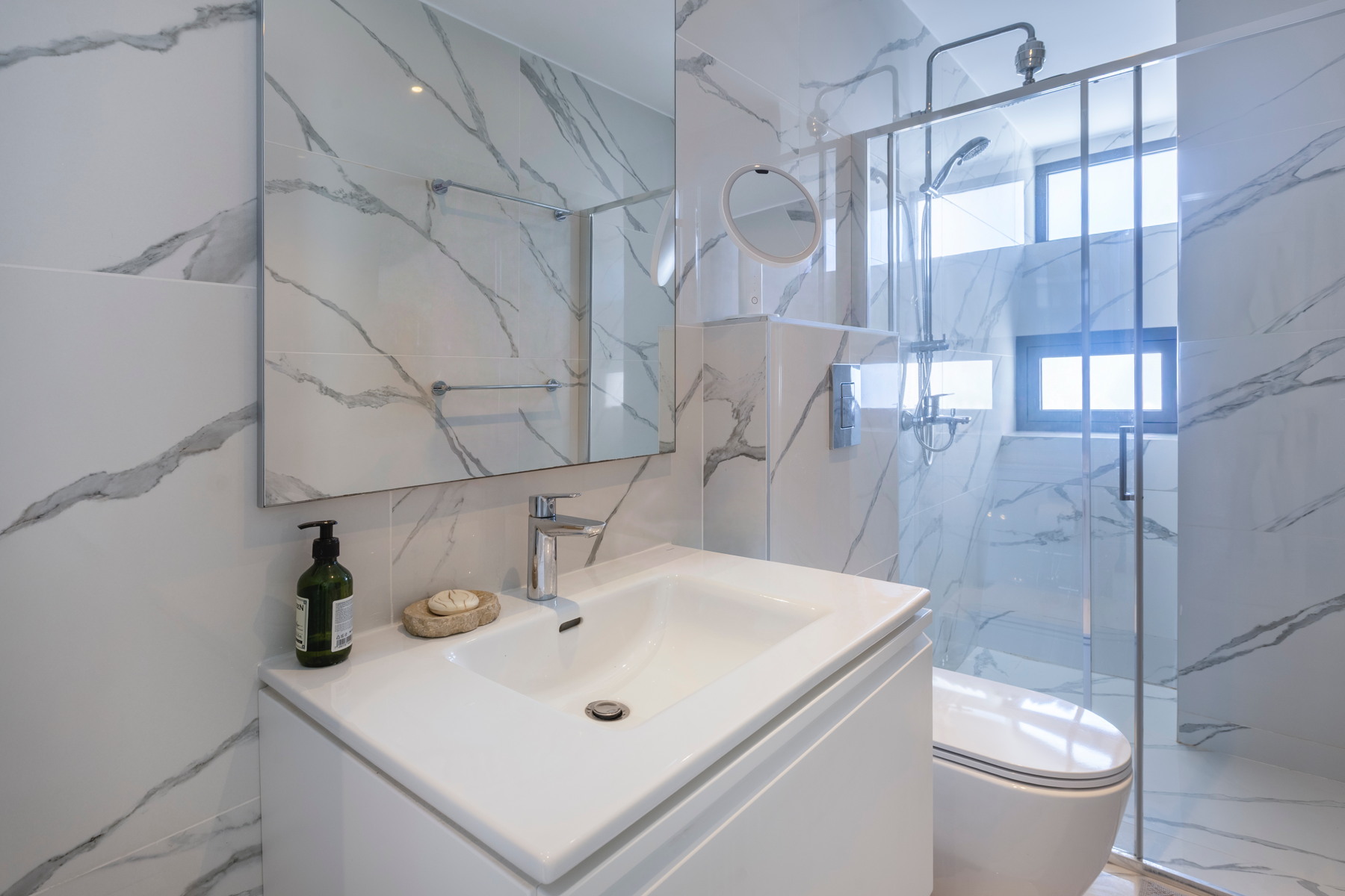  Three Bedroom Penthouse with Underfloor Heating in Germasogeia, Limassol - 物件實景